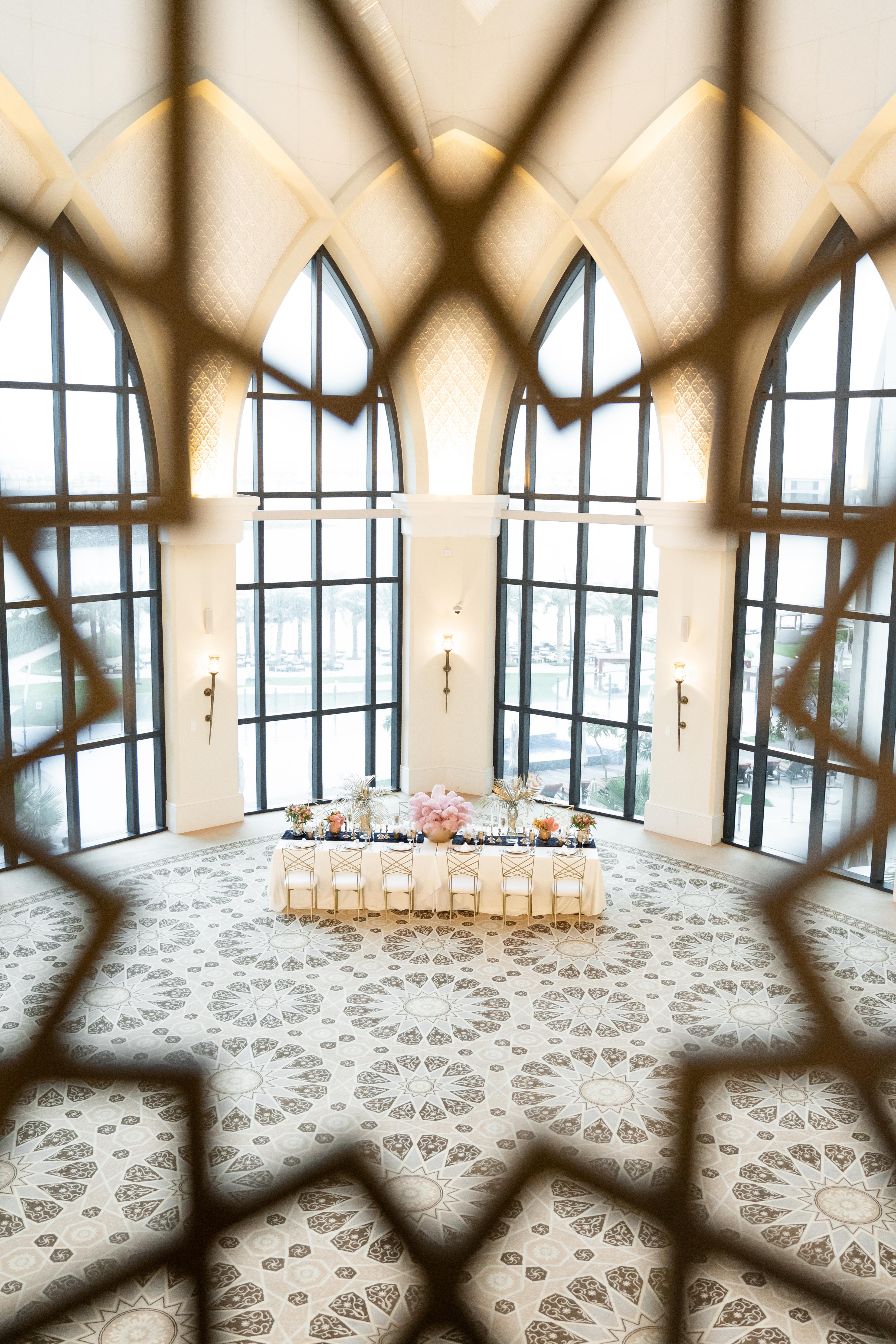 Bab Al Qasr Hotel 5*