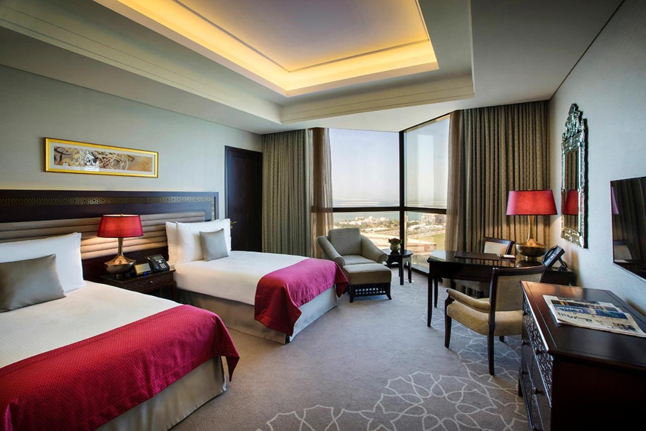 Bab Al Qasr Hotel 5*